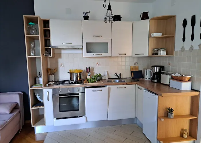 Apartment Peruc With Big Terrace And Beautiful Garden