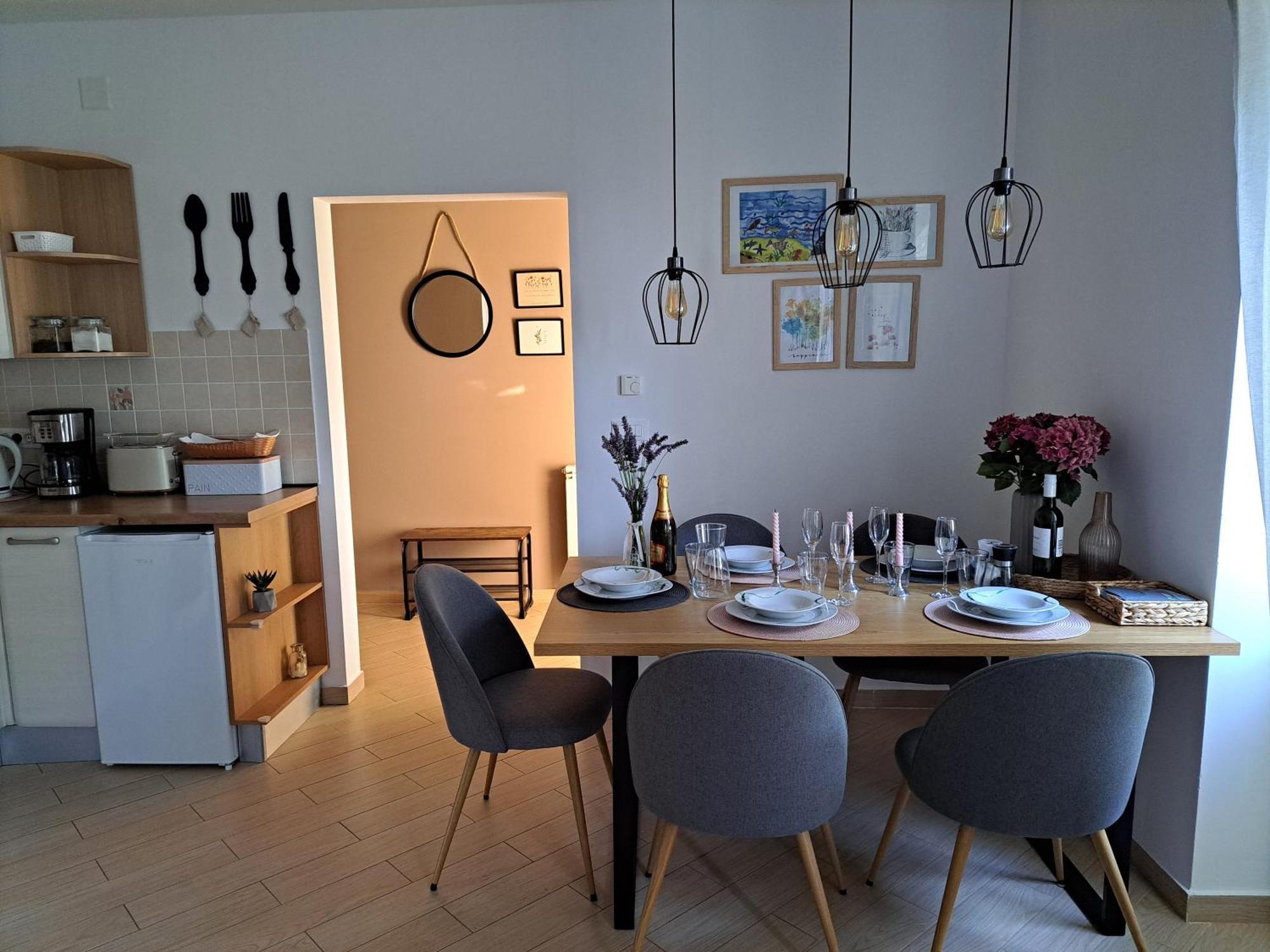 Peruc With Big Terrace And Beautiful Garden Apartment