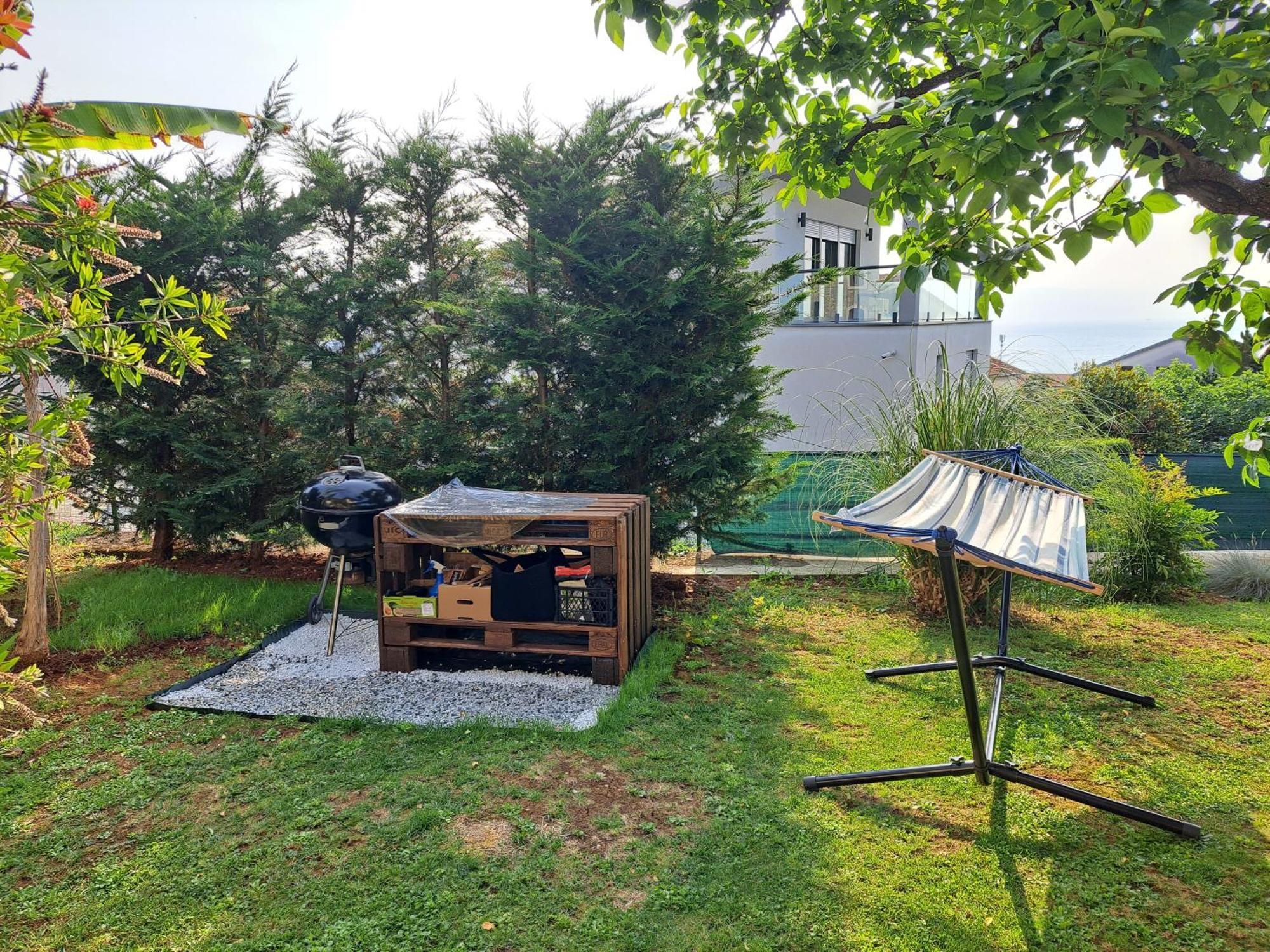 Apartman Peruc With Big Terrace And Beautiful Garden